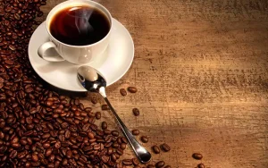 نوشیدن قهوه و چای ممکن است با کاهش میزان سکته مغزی و زوال عقل همراه باشد
