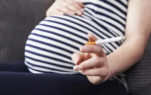 Maternal smoking during pregnancy linked to increased risk of multiple sclerosis in both mothers and offspring